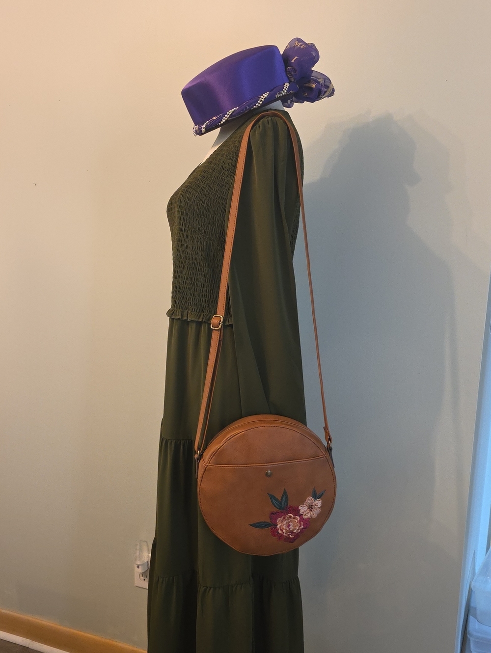 Floral Embroidered Tan Crossbody Bag - Picture 7 of 8